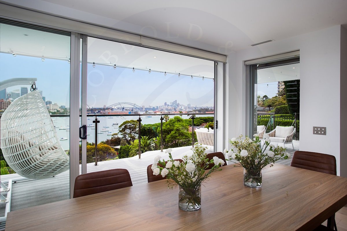 Kanangra – A Superb House on Sydney Harbour gallery image 5
