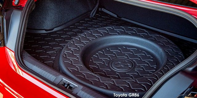 TOYOTA GR86 2.4 A/T - 11 