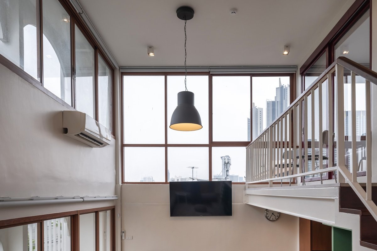 Bedtime storeys near ICON SIAM: Baan Wongwienyai gallery image 5