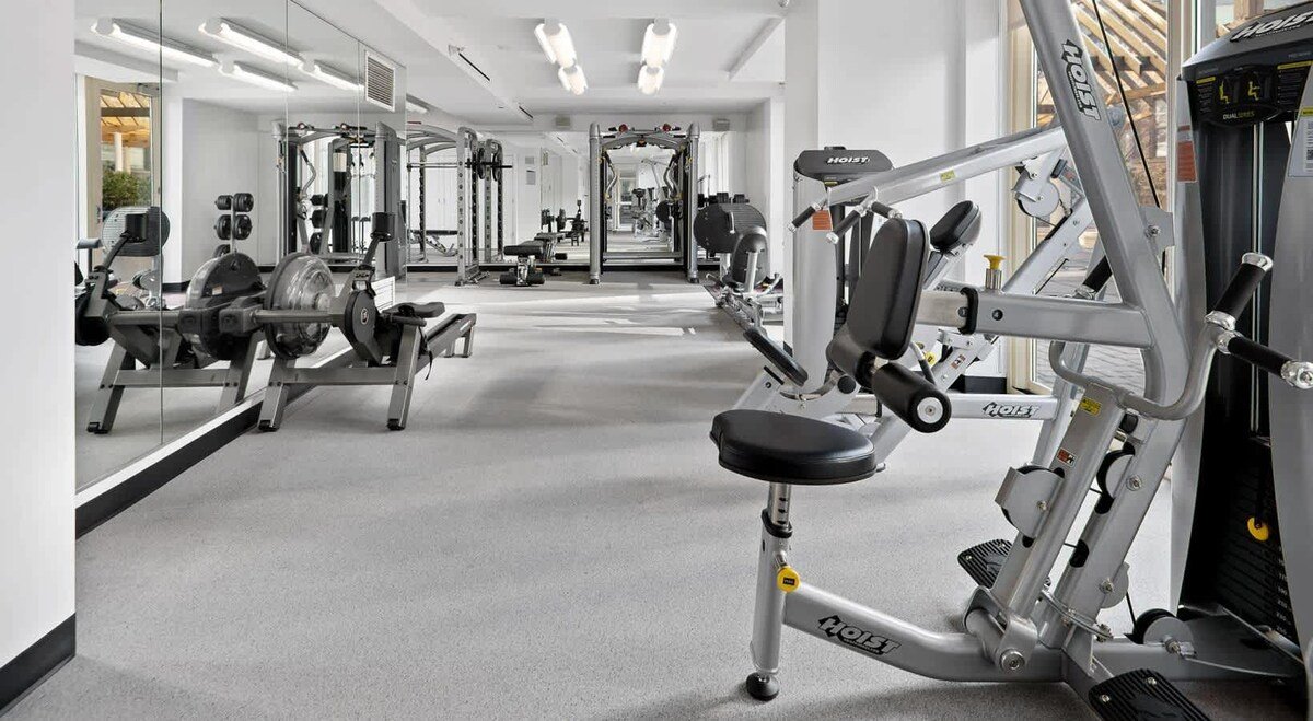 High-end Luxury Units + Iconic Views for Groups gallery image 5