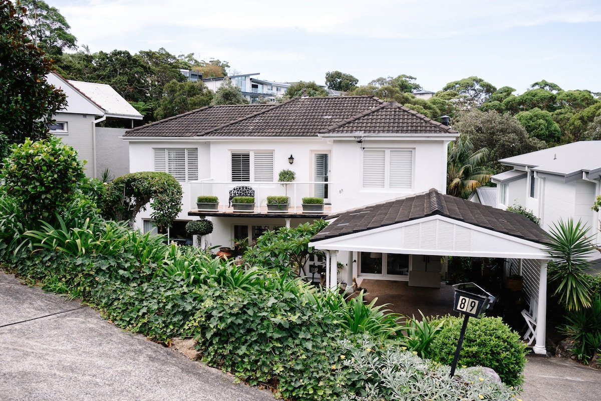 Collaroy Luxe Pool House gallery image 3