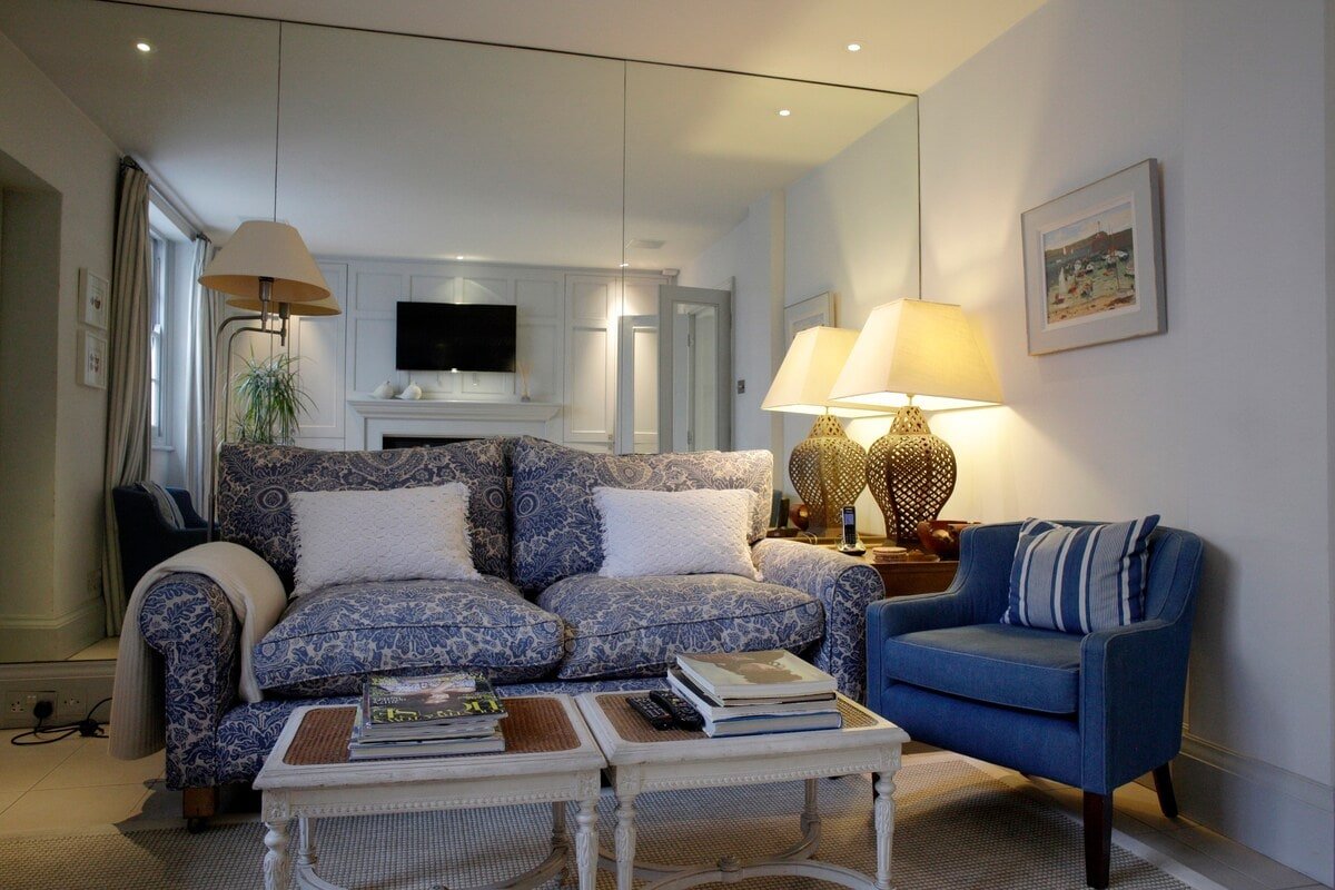 3 bed Chelsea Townhouse near Harrods & Kings Road gallery image 3