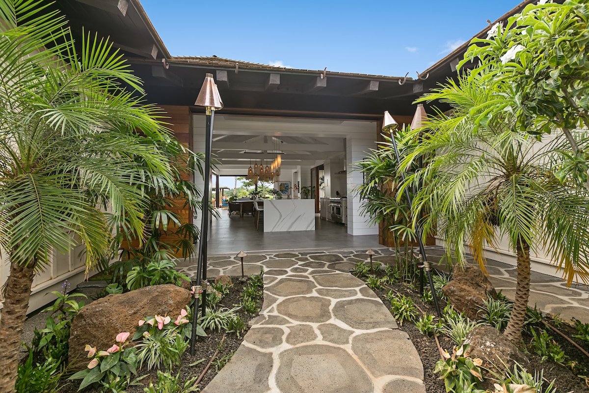 4 br Luxury Home in Kukuiula w Pool gallery image 3