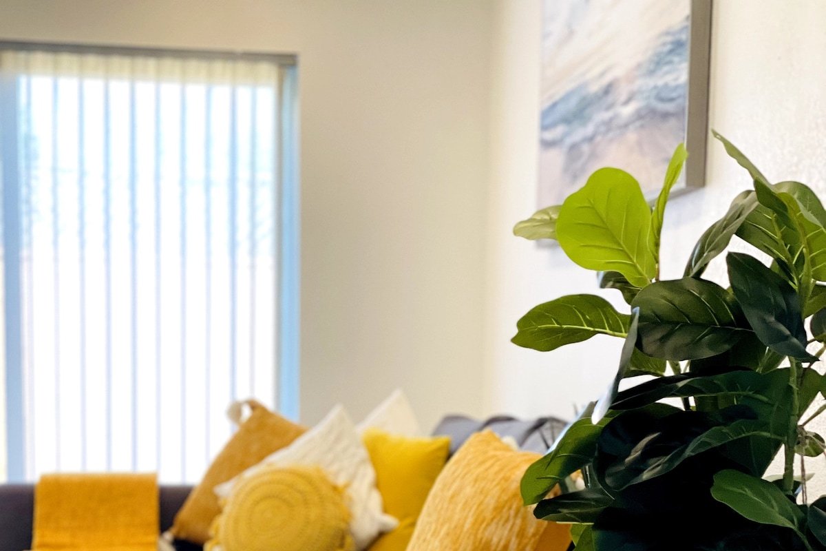 Modern smart home *RARE* :AppleHQ, SantanaRow ! gallery image 5