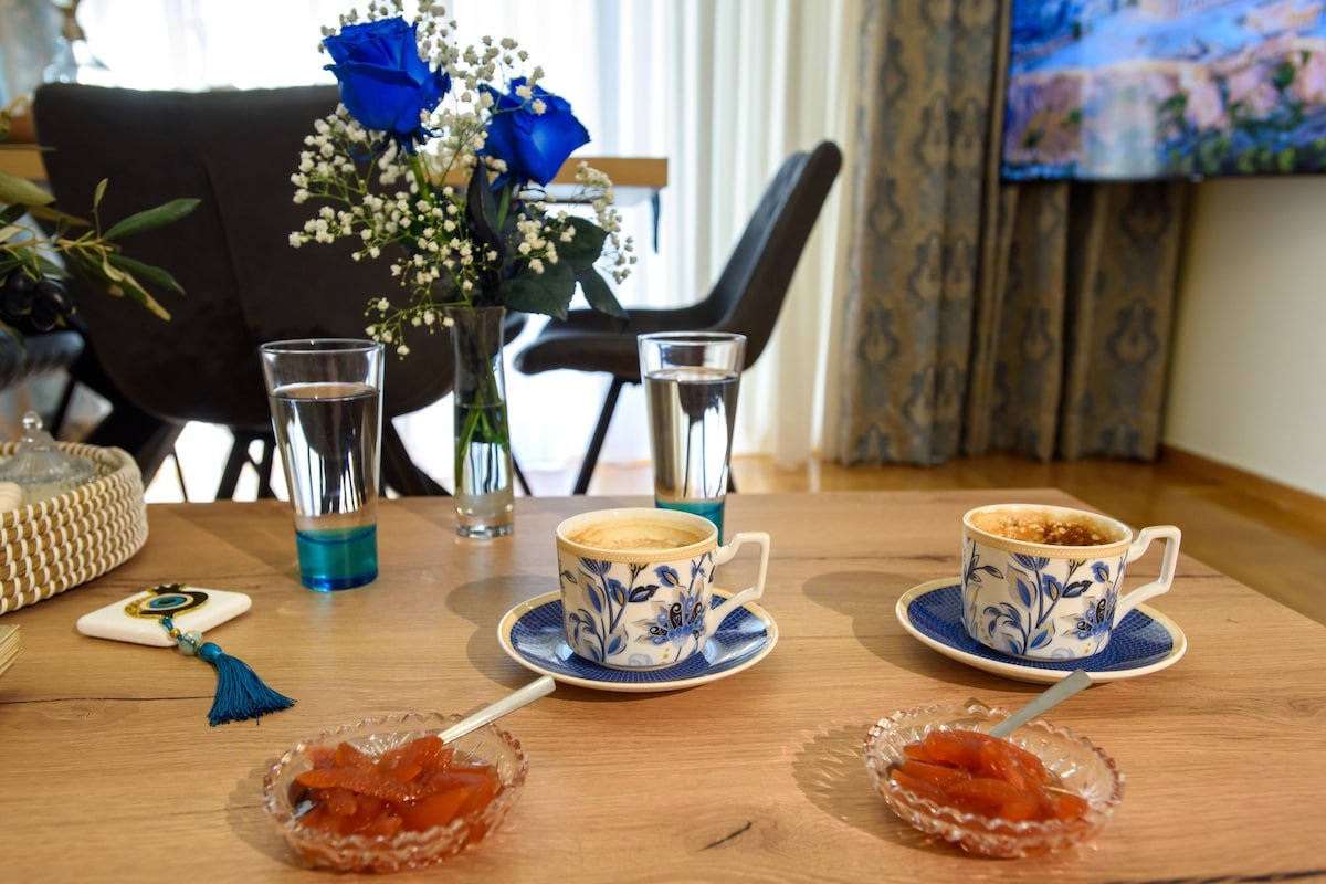 Blue Ark Acropolis Signature gallery image 4