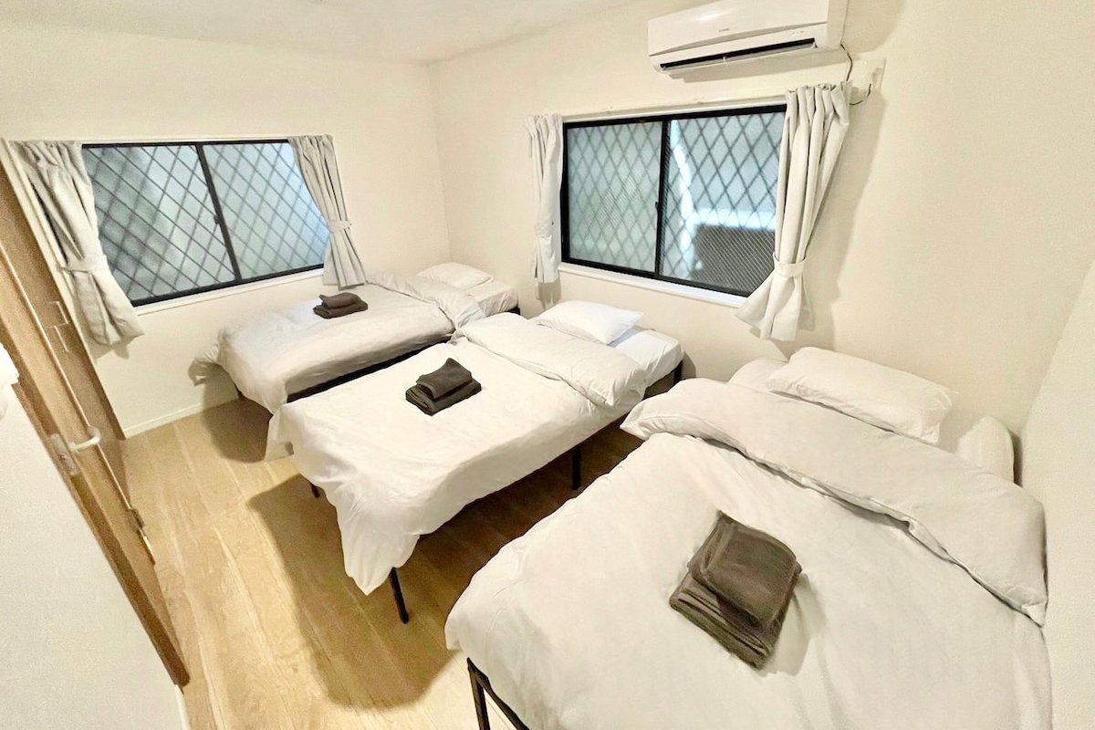 新宿の一軒家貸切/90㎡/駐車場付/3寝室・7ベッド/東新宿駅徒歩9分/新宿・渋谷・原宿エリア gallery image 5