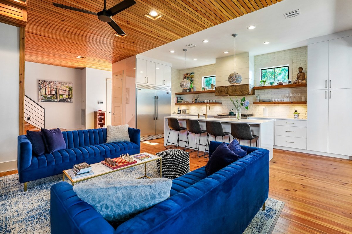 Heated Pool Luxe Home • River Views + Ferry to FQ gallery image 4