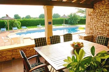 VILLA SES FIGUERES HOUSE WITH POOL AND INTERNET gallery image 4