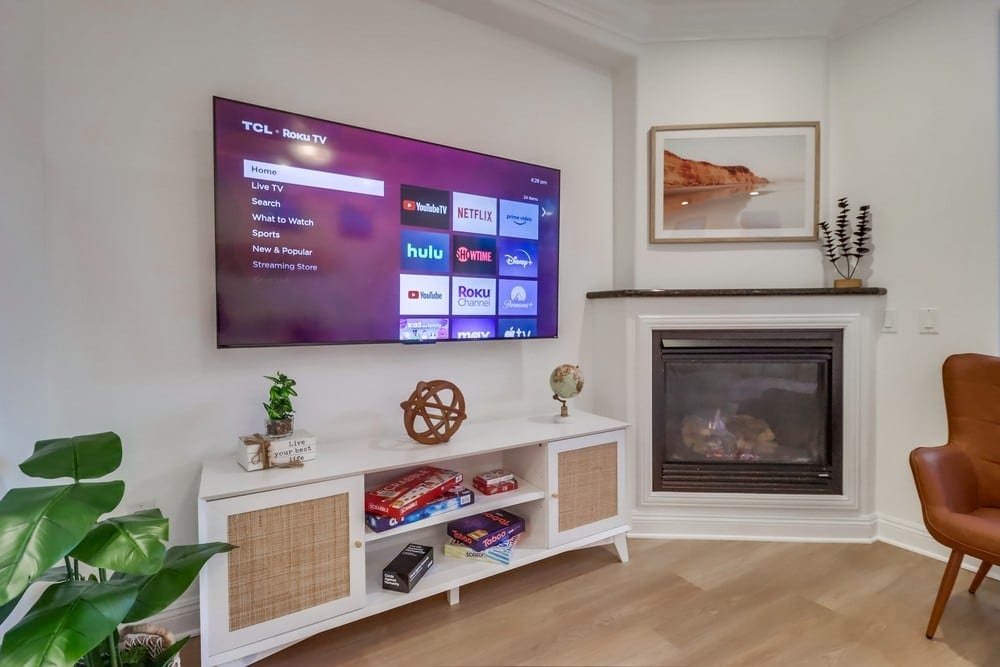 Walk to Beach • Hot Tub • Game Room • Rooftop gallery image 5