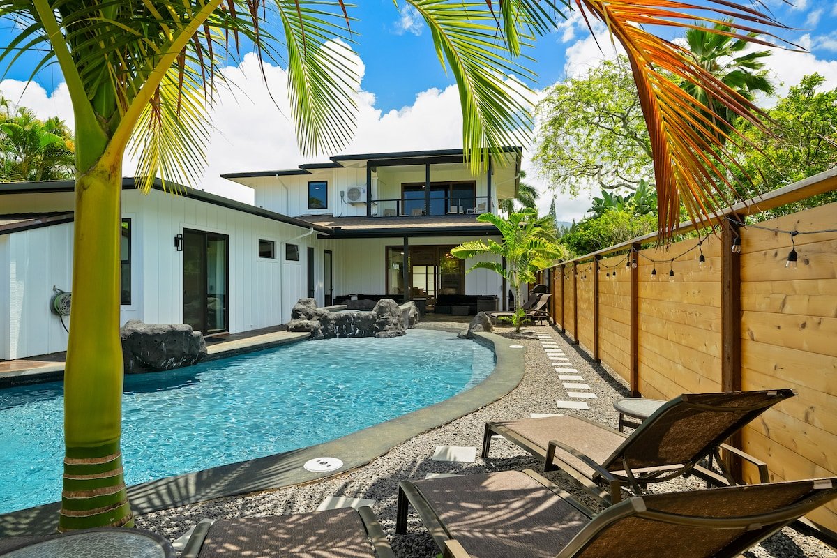 Private Lagoon Pool and Jacuzzi & Theater! gallery image 5