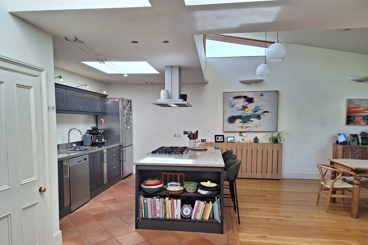 Spacious Family Home Close to City Centre