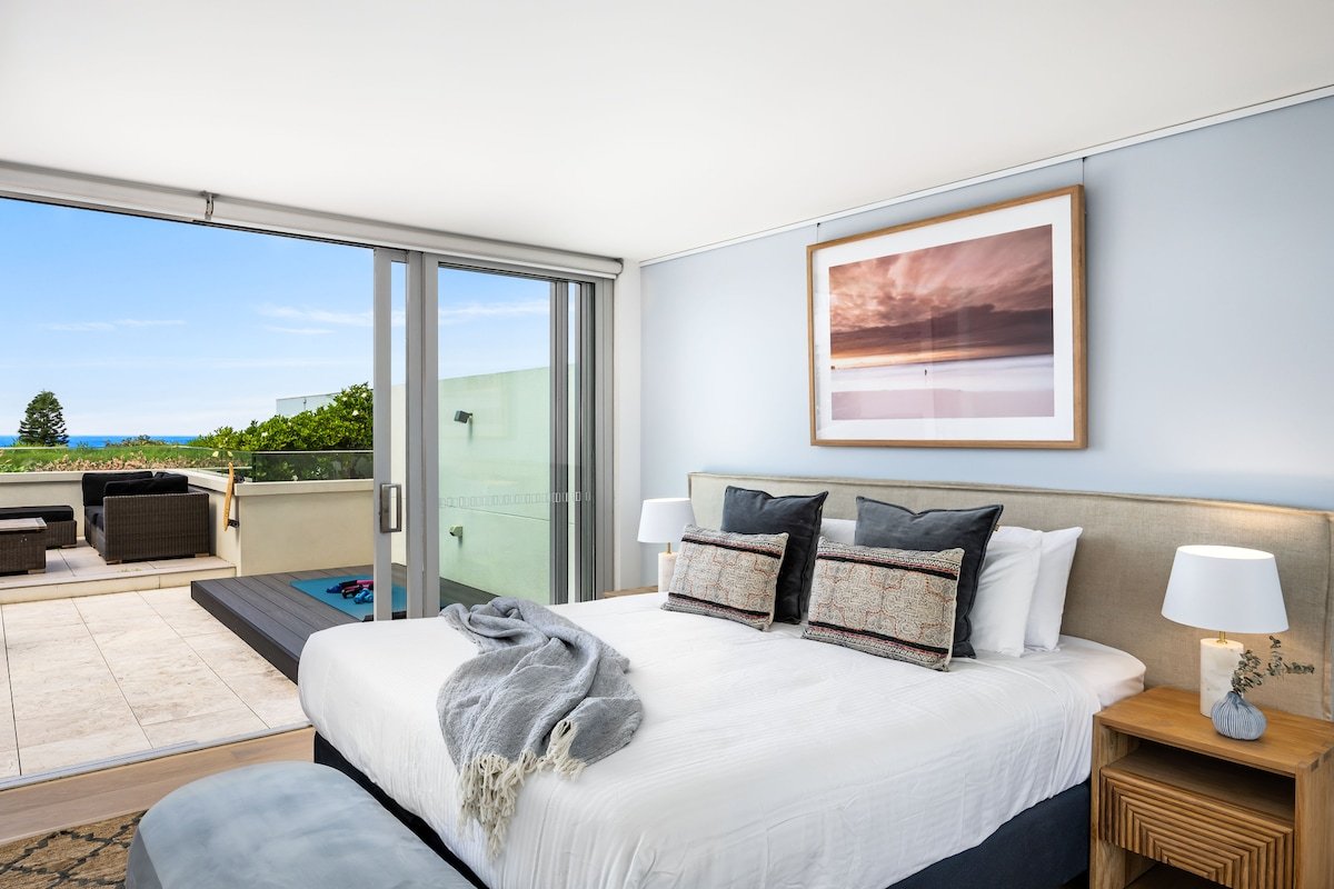 Bondi Beach Sunrise gallery image 4