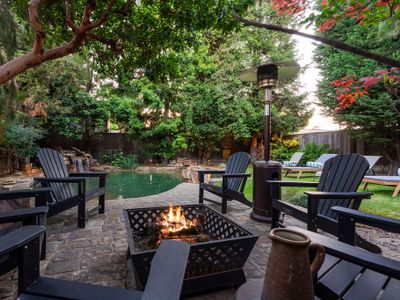 Vintage Beach Retreat | Pool, King Beds,Coffee Bar