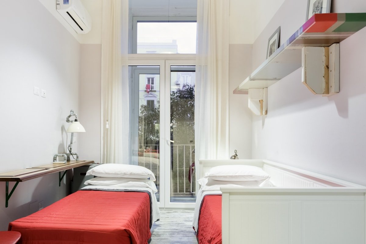 The Bellini Beauty: entire boutique hotel, 6 rooms gallery image 4