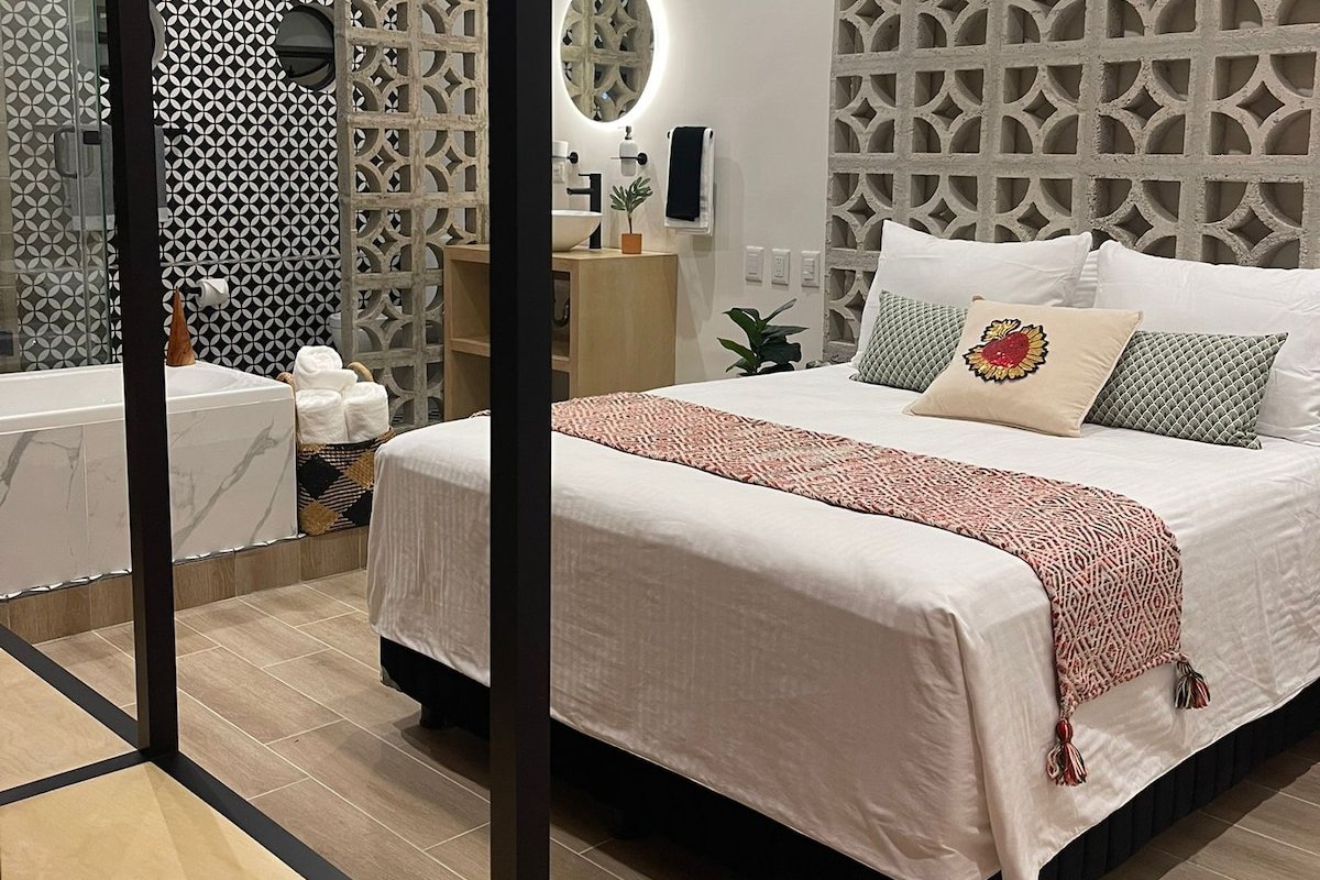 Casa Colores Vibrant New Apt gallery image 3