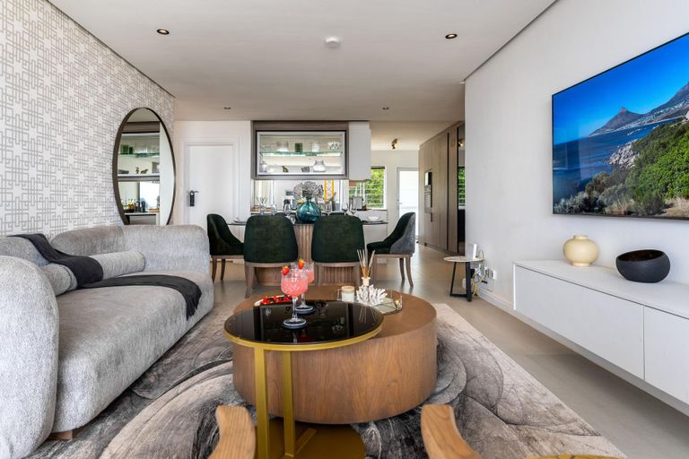 Bantry Bay Alanda - Modern Apt with Sea Views