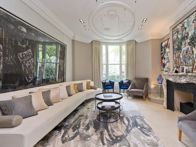 Outstanding 7 bed Notting Hill House