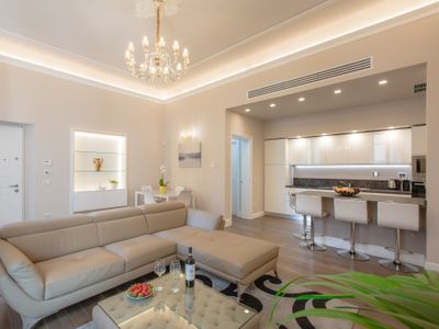 AJ Luxury Duomo View