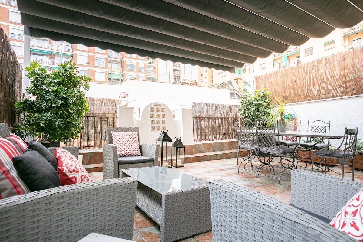 Cozy house with private terrace Sagrada Familia gallery image 4