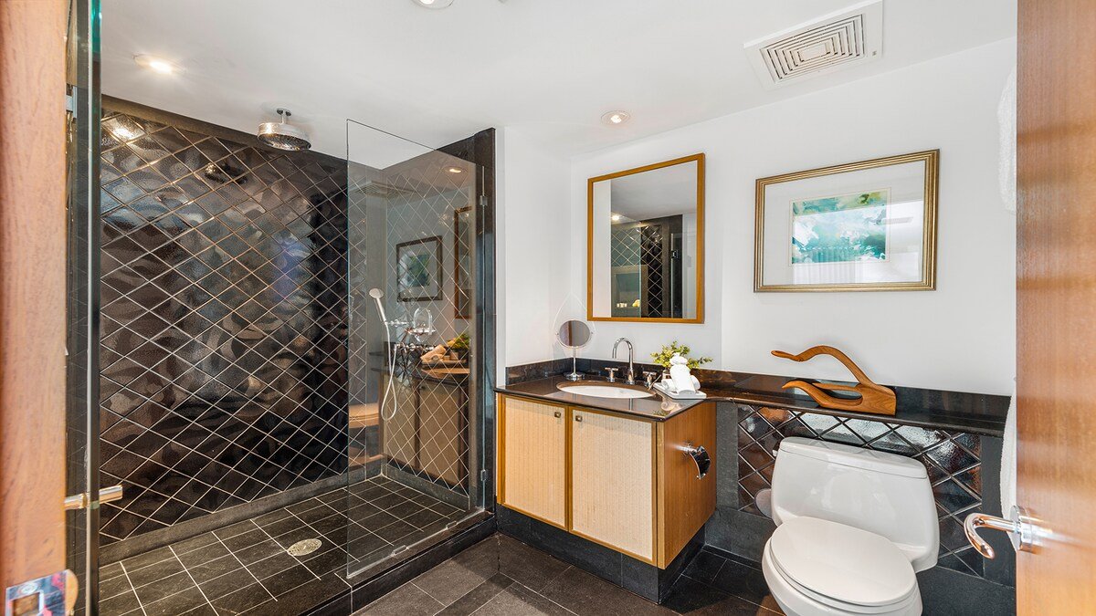 Oceanview Private Townhouse at The Setai -THB gallery image 2