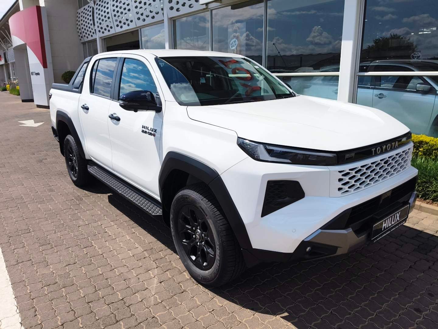 TOYOTA HILUX 2.8 GD-6 RB LEGEND A T P U D C for Sale in South Africa