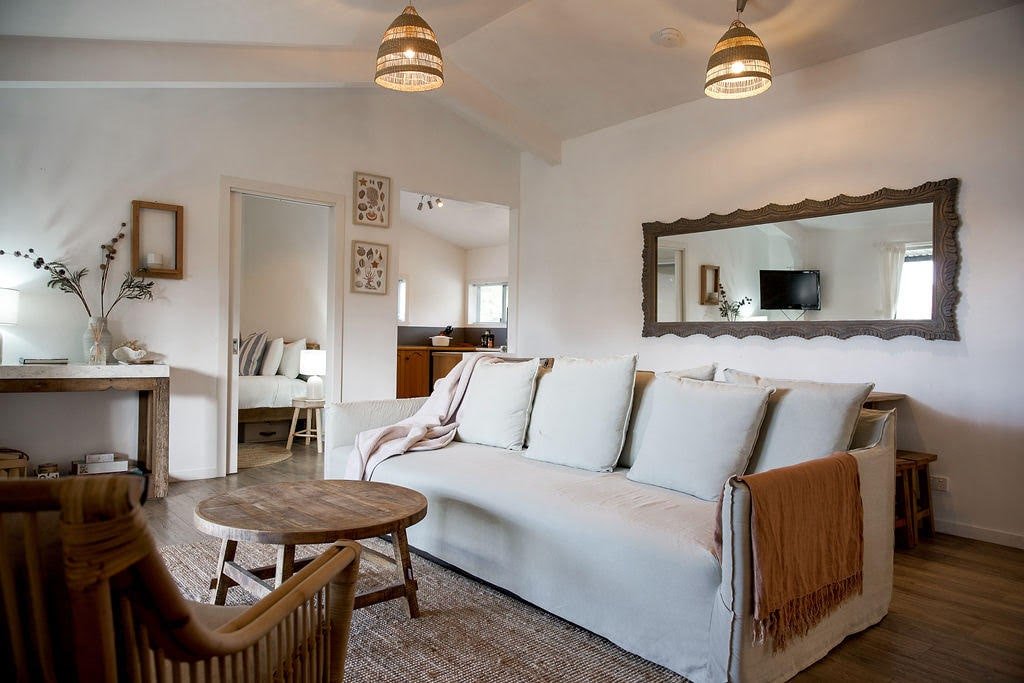 Blue Gum on Bruny gallery image 2