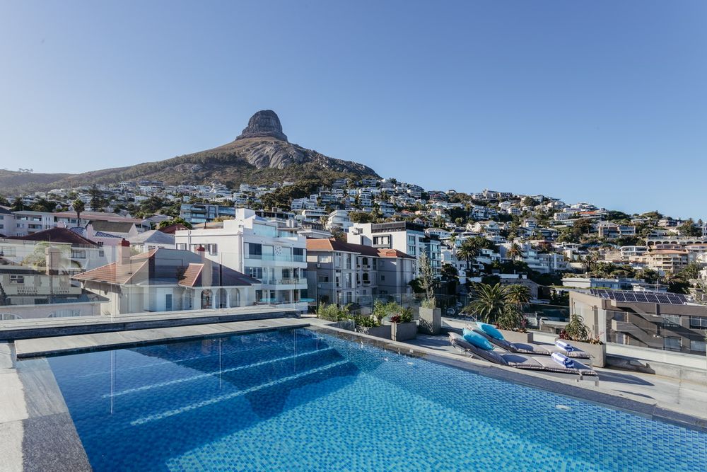 Penthouse Sapphire Photo 43