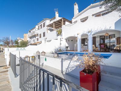 Fisherman’s house with 3 bedrooms, pool and moorin