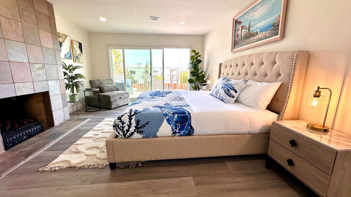 PointLoma luxury-walk to Beach/Pool/Spa/Game/10+pp gallery image 4