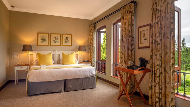 Oliver's Exclusive Standard Room (King/Twin)