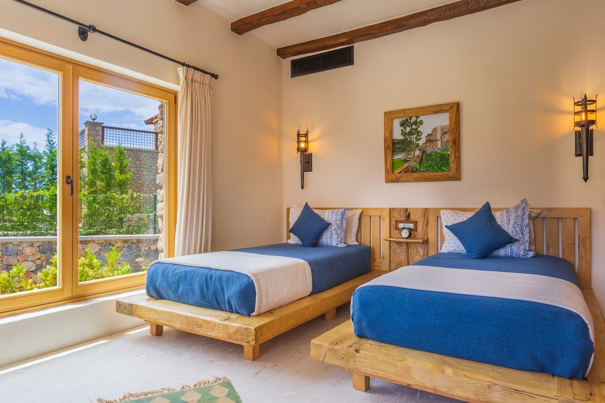 Private Island-Style Luxury Villa | Gemile Bay gallery image 3