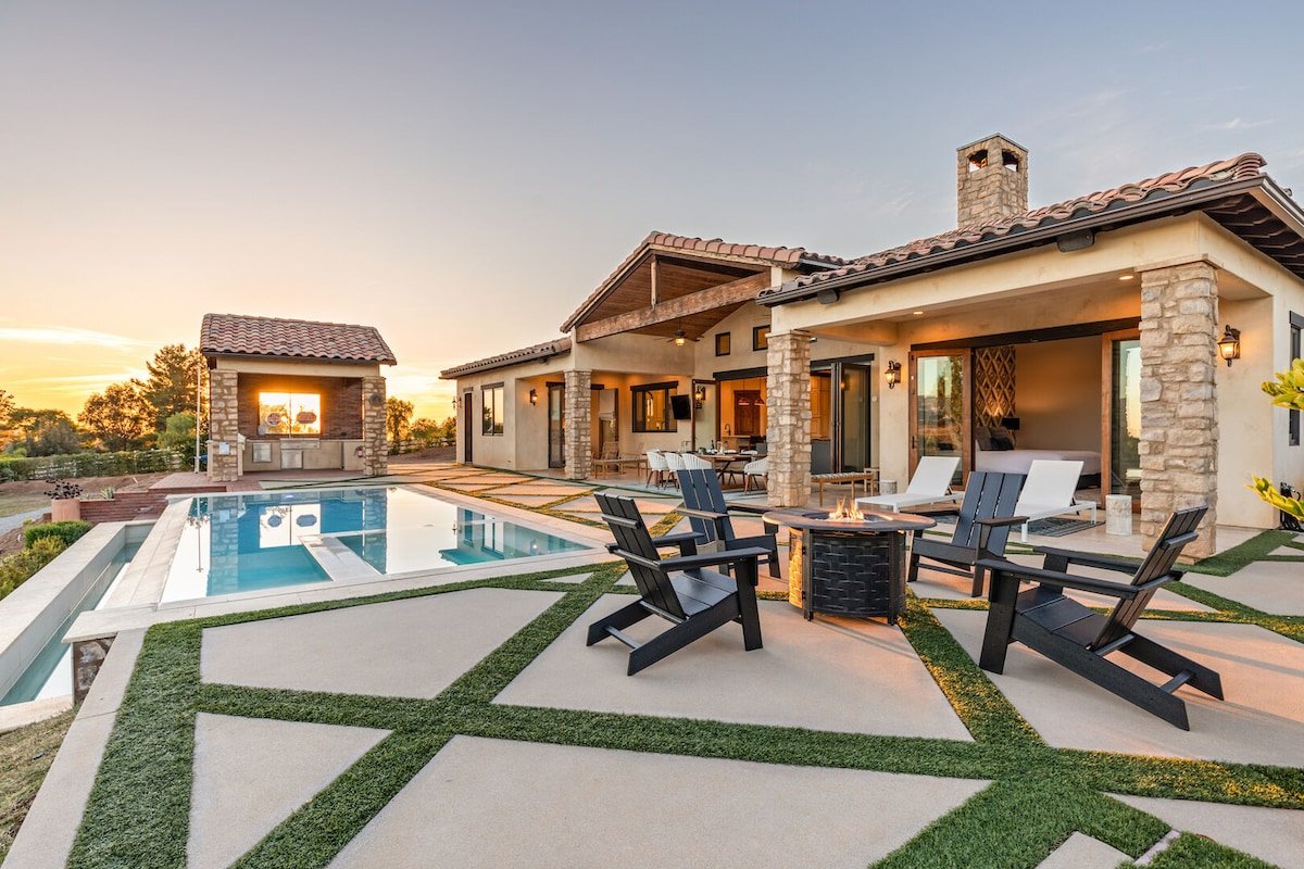 Via de la Sky Ranch | Sprawling Tuscan Villa