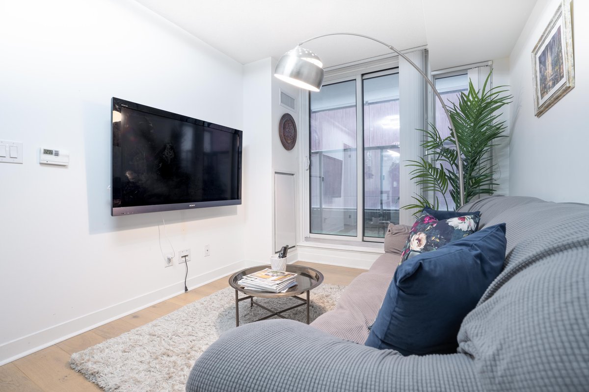 Central Gorgeous Retreat|Prime Location + Parking