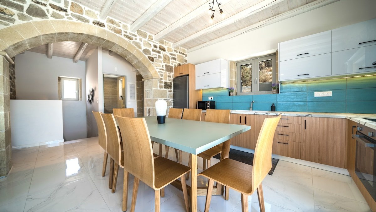 Luxury Villa Ariti, private pool, Sea view, BBQ gallery image 4