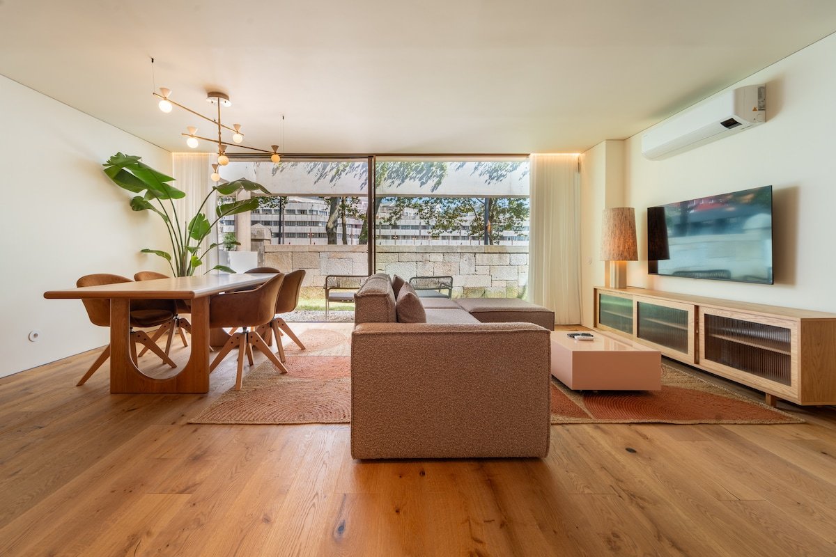 The Saffron by Lovely Memories – Luxe, pool access gallery image 5