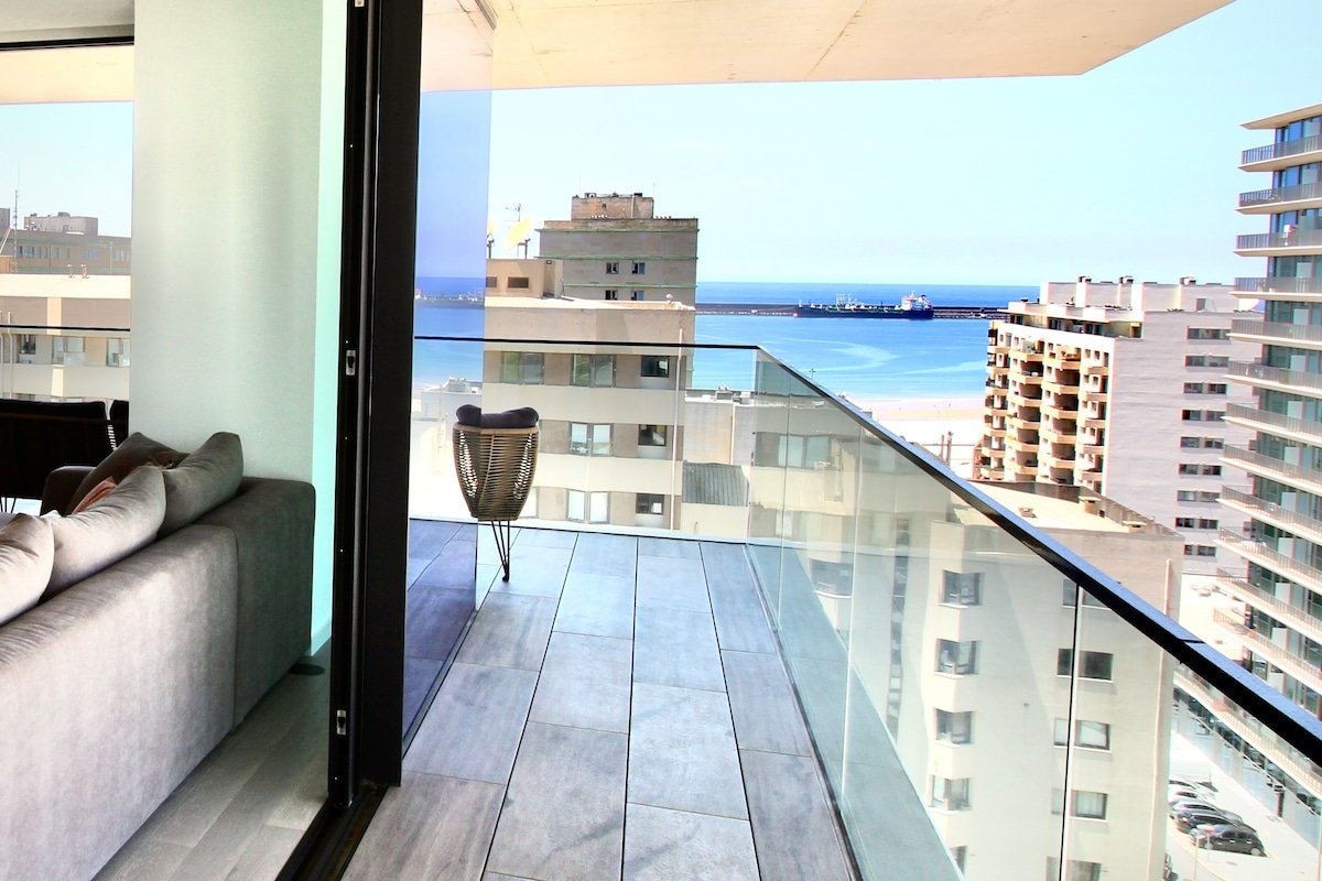 Ático lujo, vista mar y playa gallery image 2