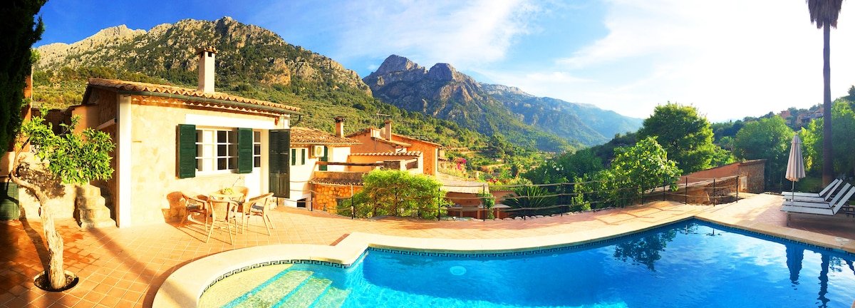 Beautiful house in Fornalutx – large swimming-pool gallery image 2