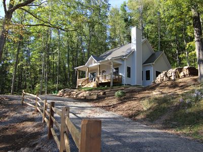 The Snookmore ~ Front Porch Views w/ Hot Tub