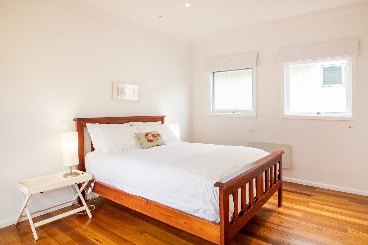 Sorrento Overboard gallery image 4