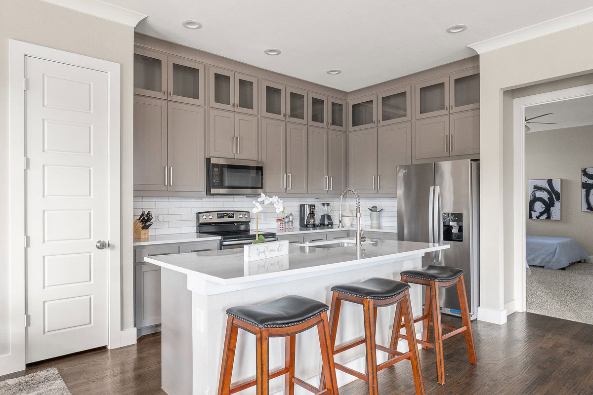 5BR Dallas Getaway | Fast Wi-Fi & Pet-Friendly Yar