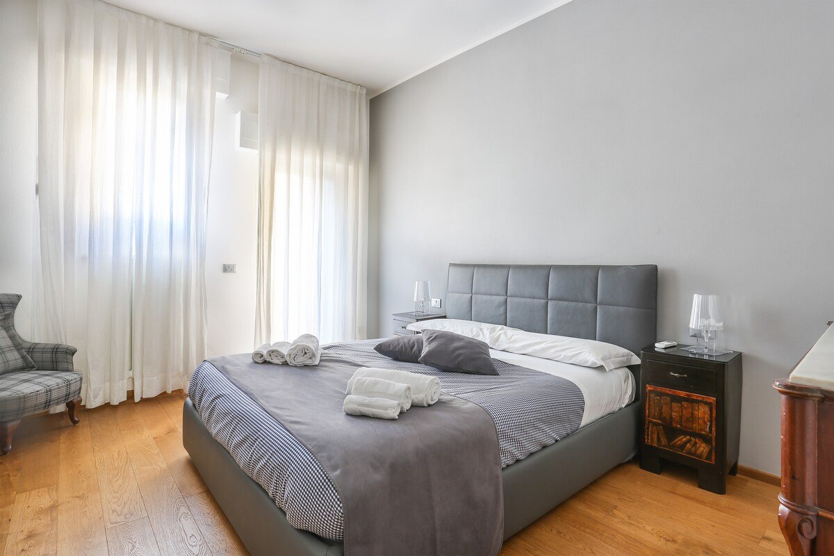 Lux 5 stars flat near Pitti Palace gallery image 5