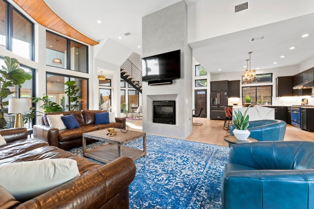 ESTE | Tranquility in the ATX gallery image 4