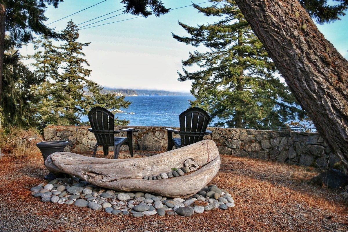 The Applebnb • Entire 4 Bedroom Home & Gardens gallery image 4