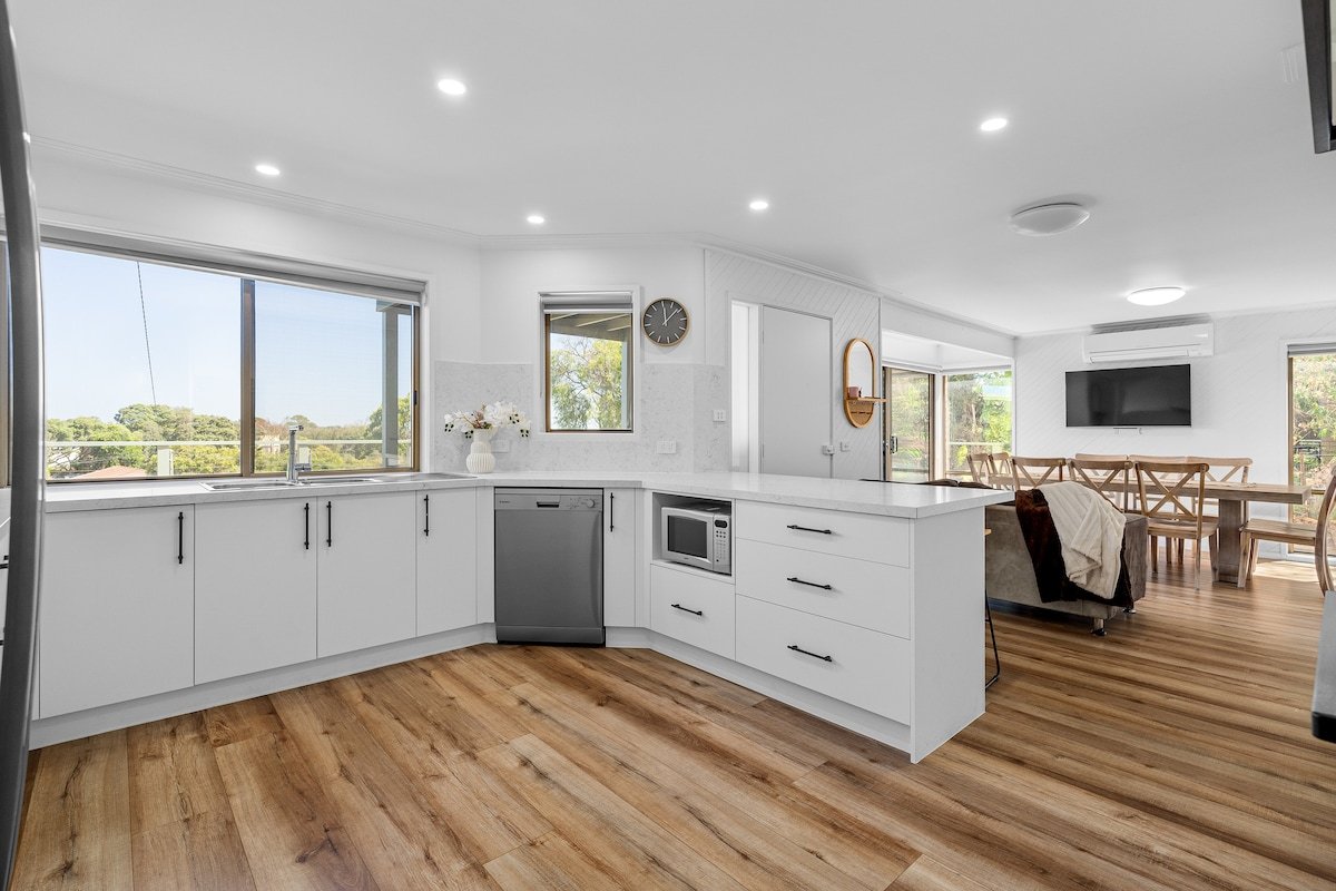 Beautiful Beauna Vista Views gallery image 4