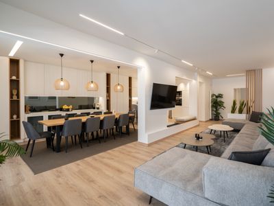 Luxury Apartment in Kolonaki with Balcony