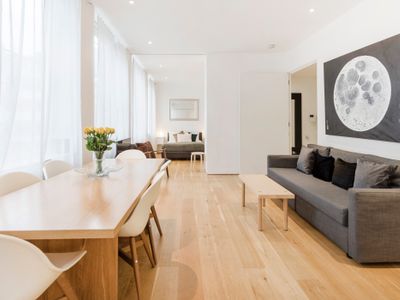 Mayfair 2Bed 2Bath Home | Oxford Circus | Lift