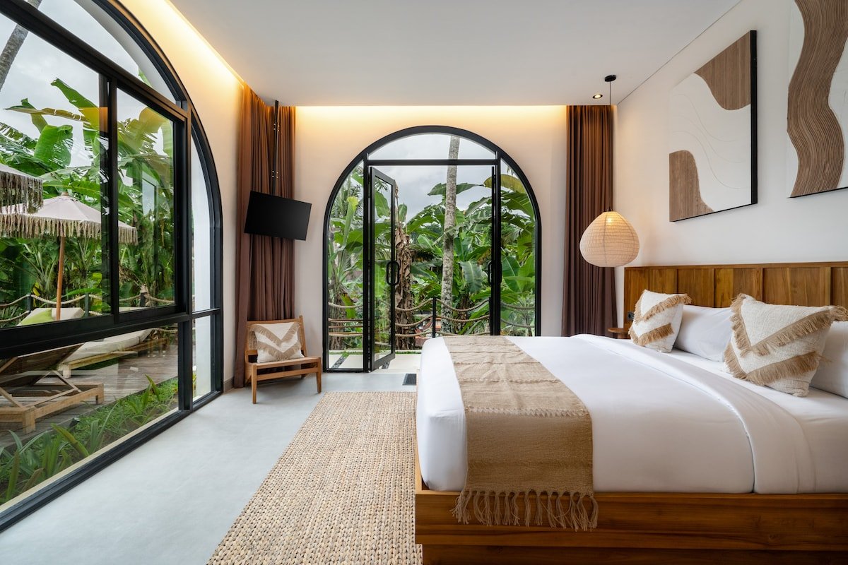 Villa Sanji : 3 BR Modern Clifftop Escape gallery image 4