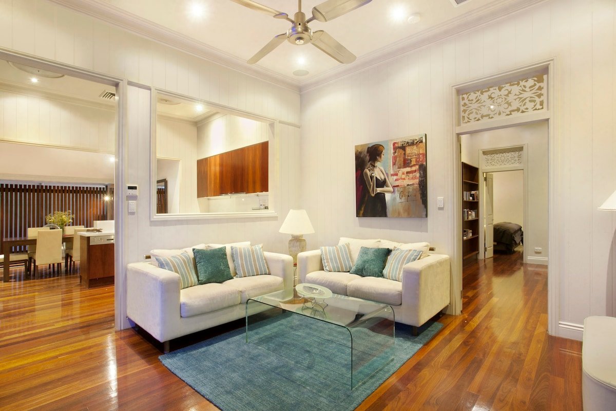 Lambert House – Upper & Middle levels gallery image 3