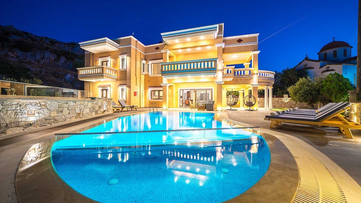 Grand Olympia, Pool, Luxury, Spacious, Quiet, cozy gallery image 2