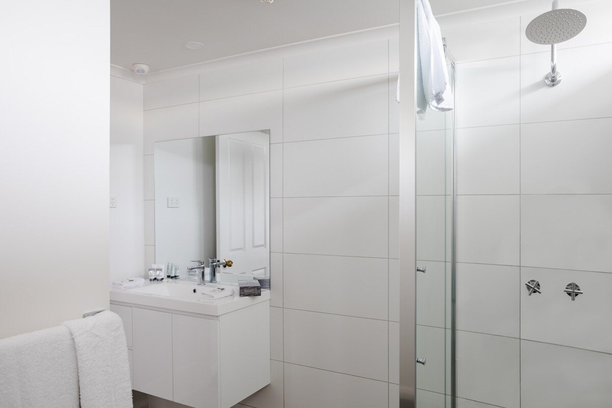 Garden Apartment gallery image 5